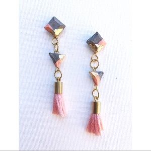 Concrete square and tri tassel earrings (coral)